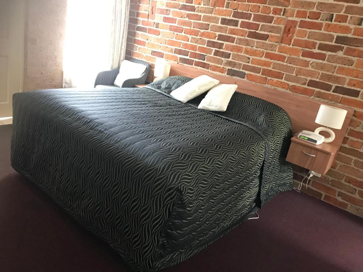 Cedar Lodge Motel Armidale Eksteriør billede