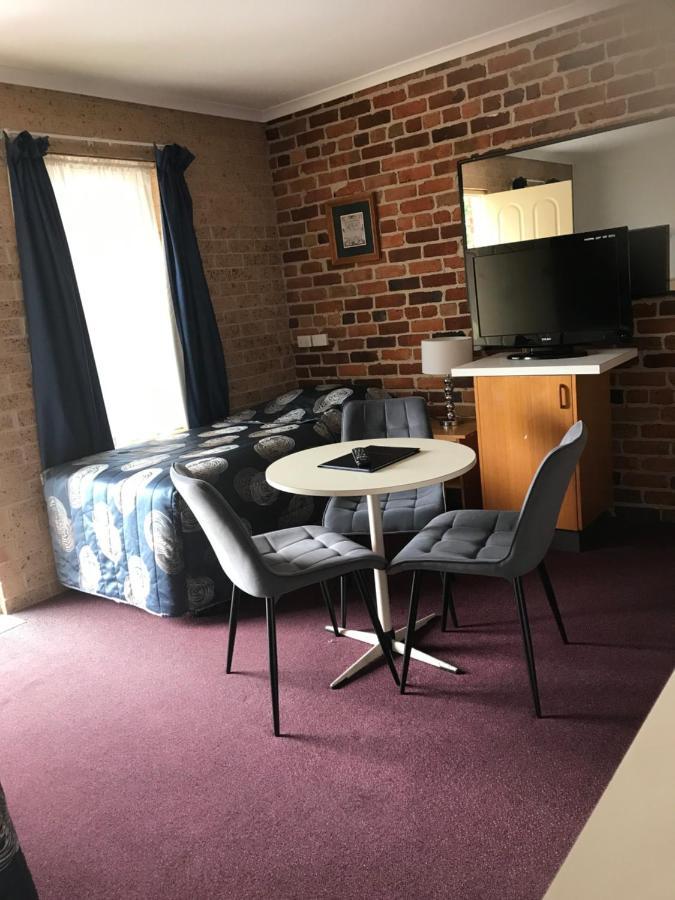 Cedar Lodge Motel Armidale Eksteriør billede