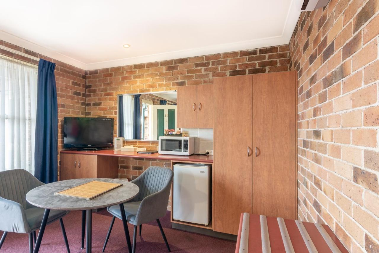 Cedar Lodge Motel Armidale Eksteriør billede