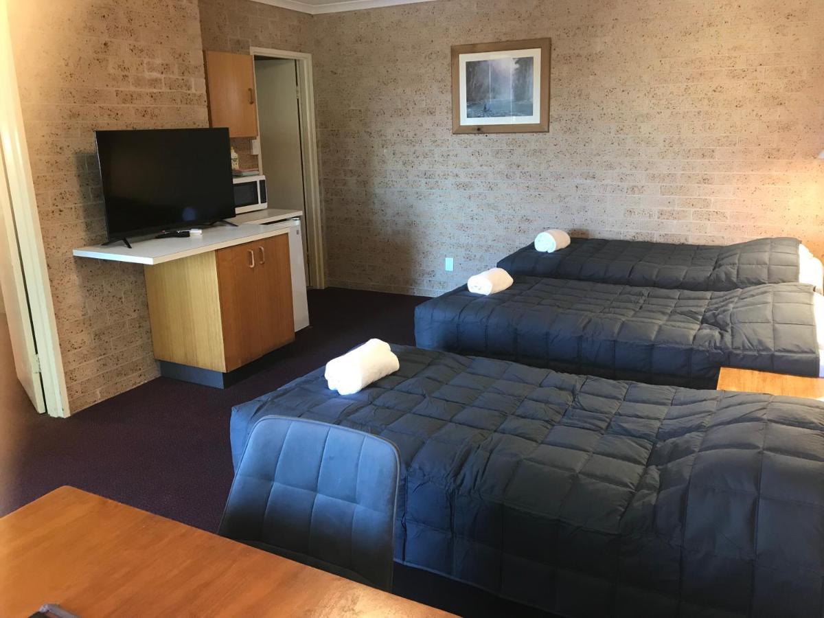Cedar Lodge Motel Armidale Eksteriør billede